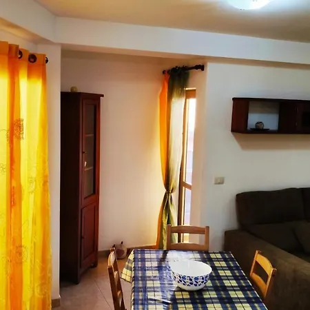 Edificio Patricia 2 Tenerife Sud San Isidro De Abona Santa Cruz דירה סן איסידרו